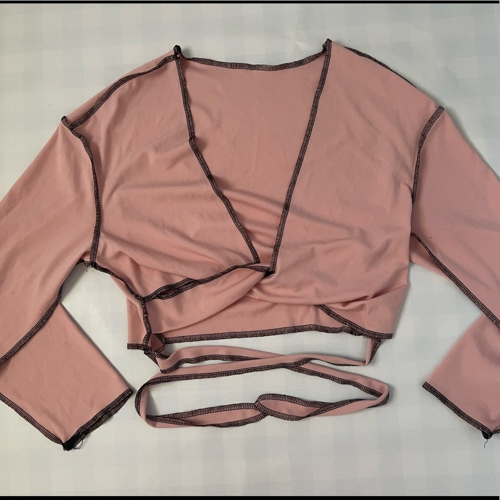 SHEIN Tie Long Sleeve Crop Top